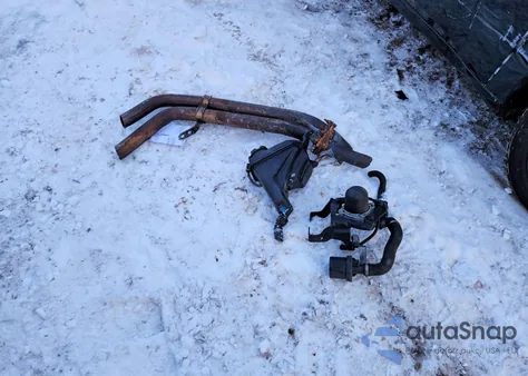 2011 BMW 328 Xi Sulev z USA, uszkodzony, nr VIN WBAPK5C59BA661761